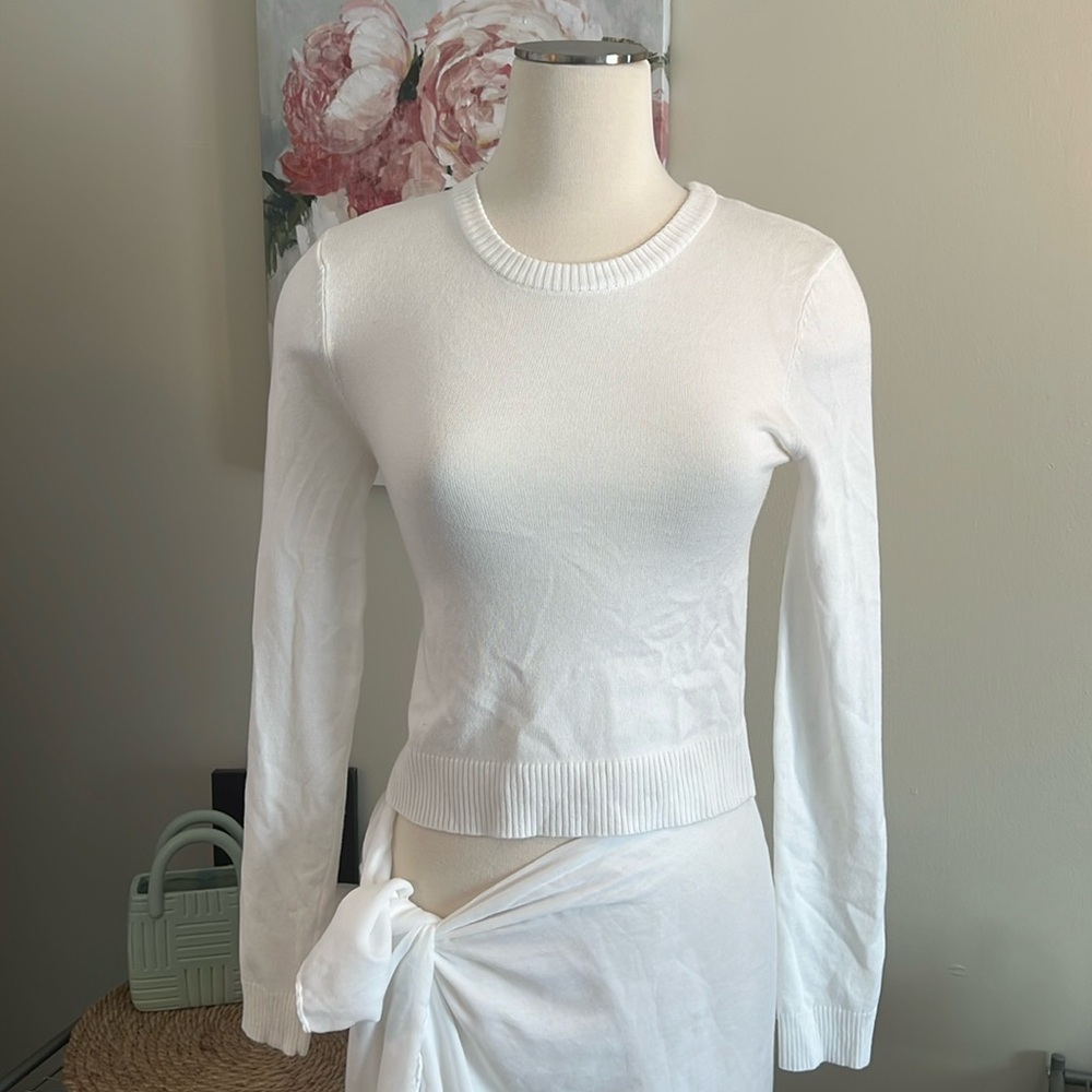 BOZZOLO Women’s long sleeve crop top sweater Size medium